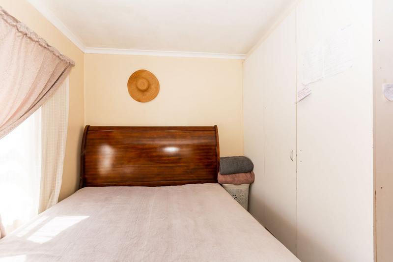 To Let 1 Bedroom Property for Rent in Parklands Western Cape